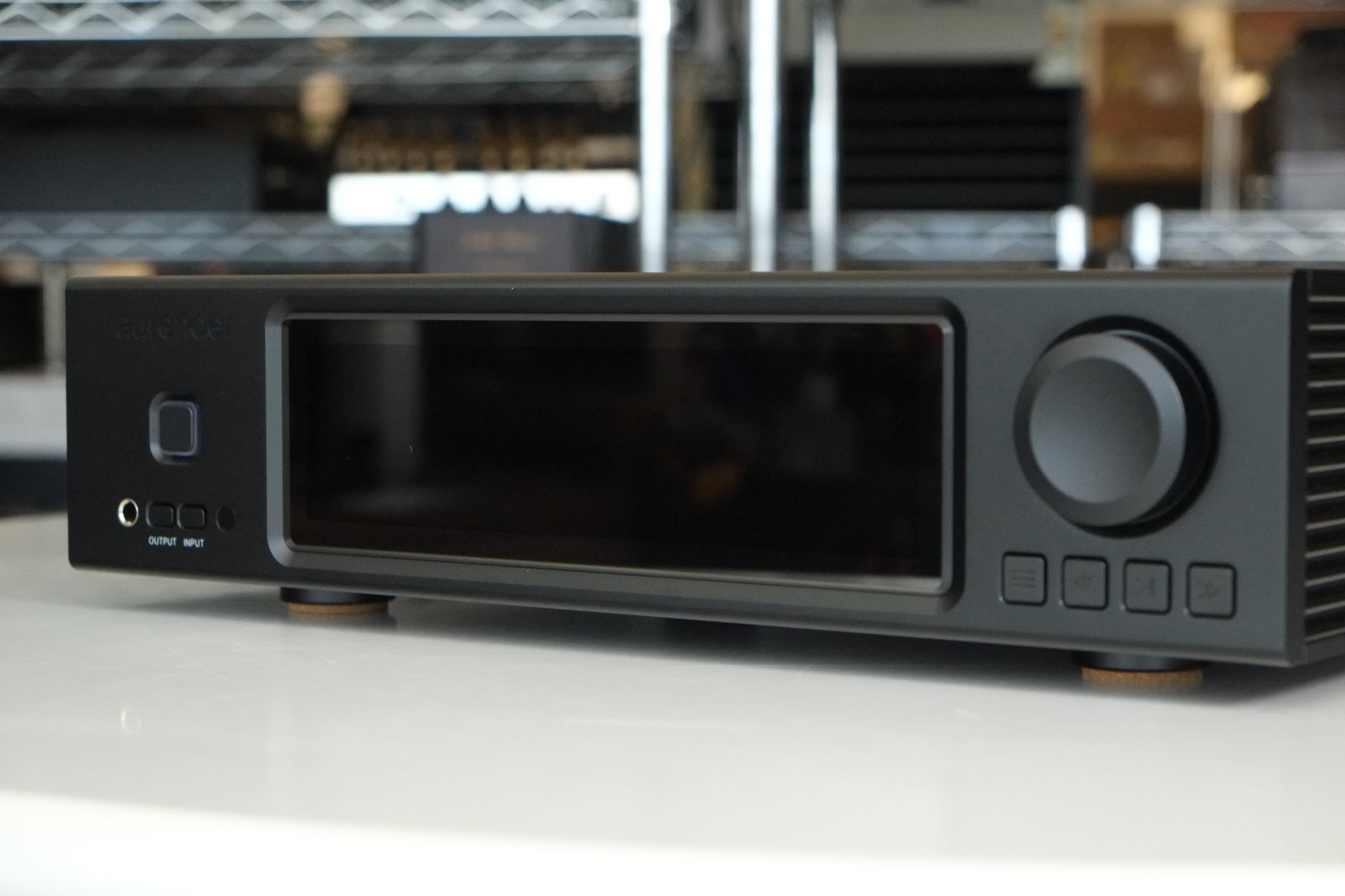 aurender a20 reference music streamer front 3