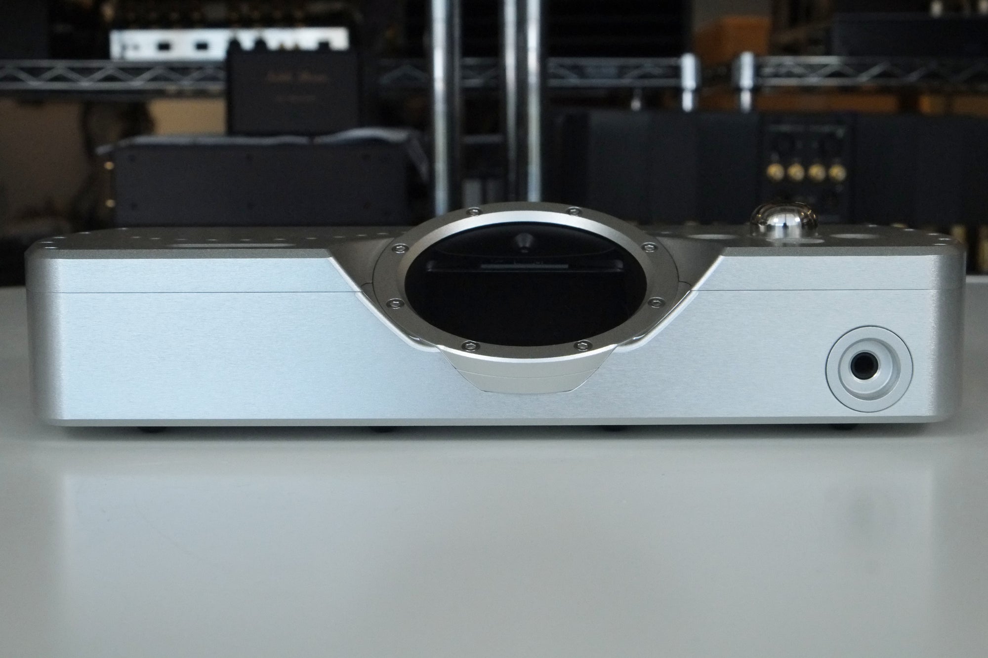 chord electronics dave dac front 2
