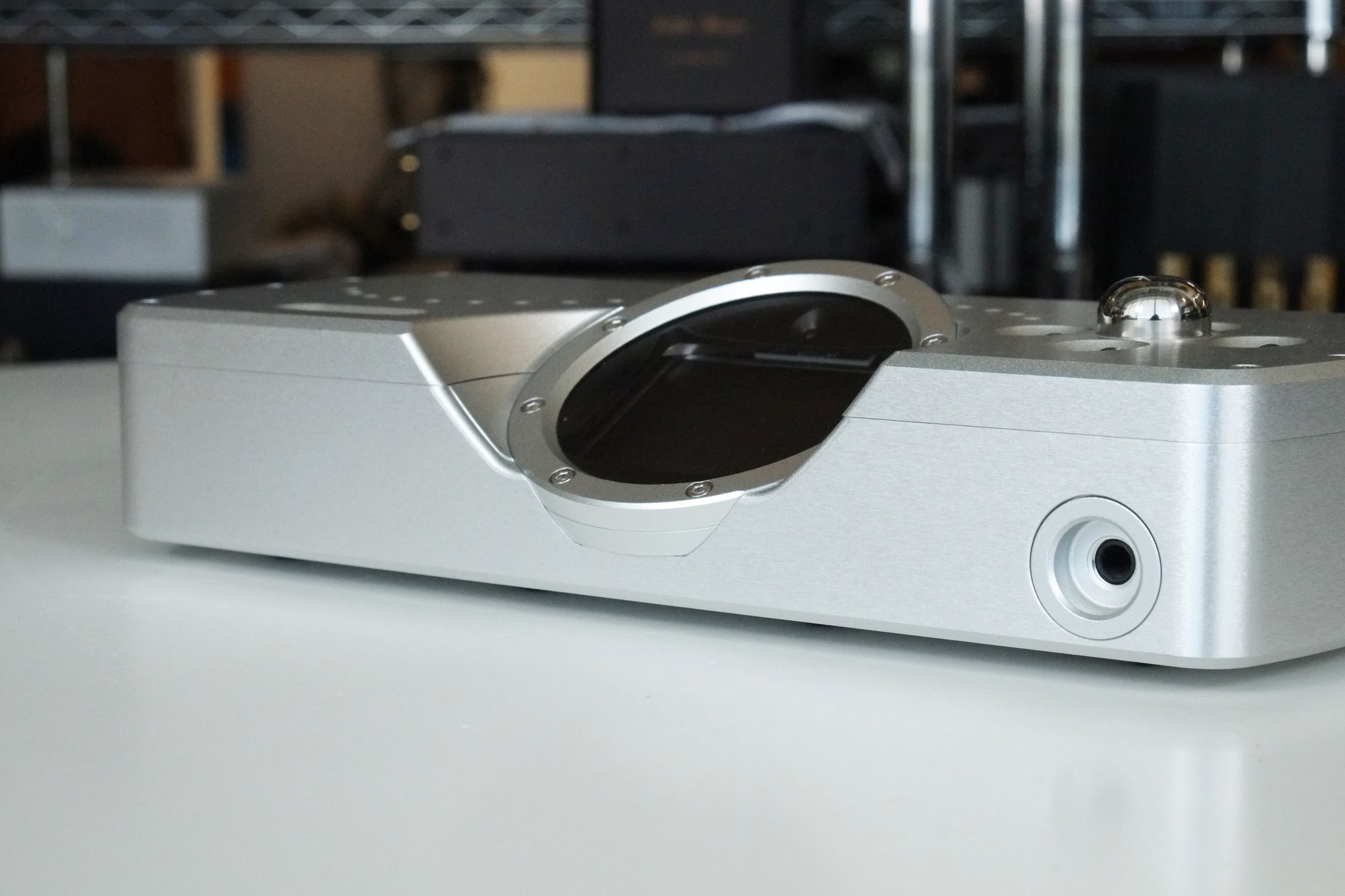 chord electronics dave dac front right angle