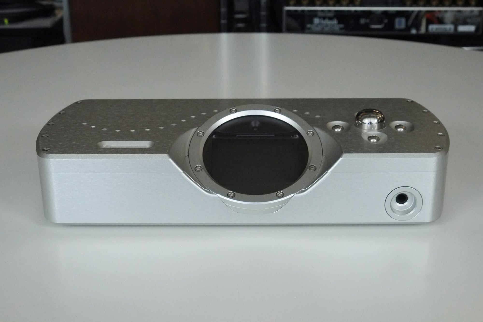 chord electronics dave dac front