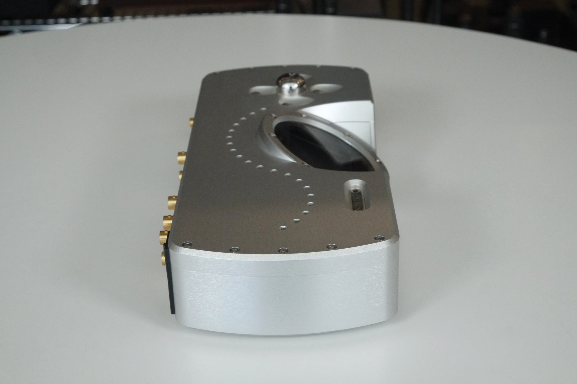 chord electronics dave dac side left top