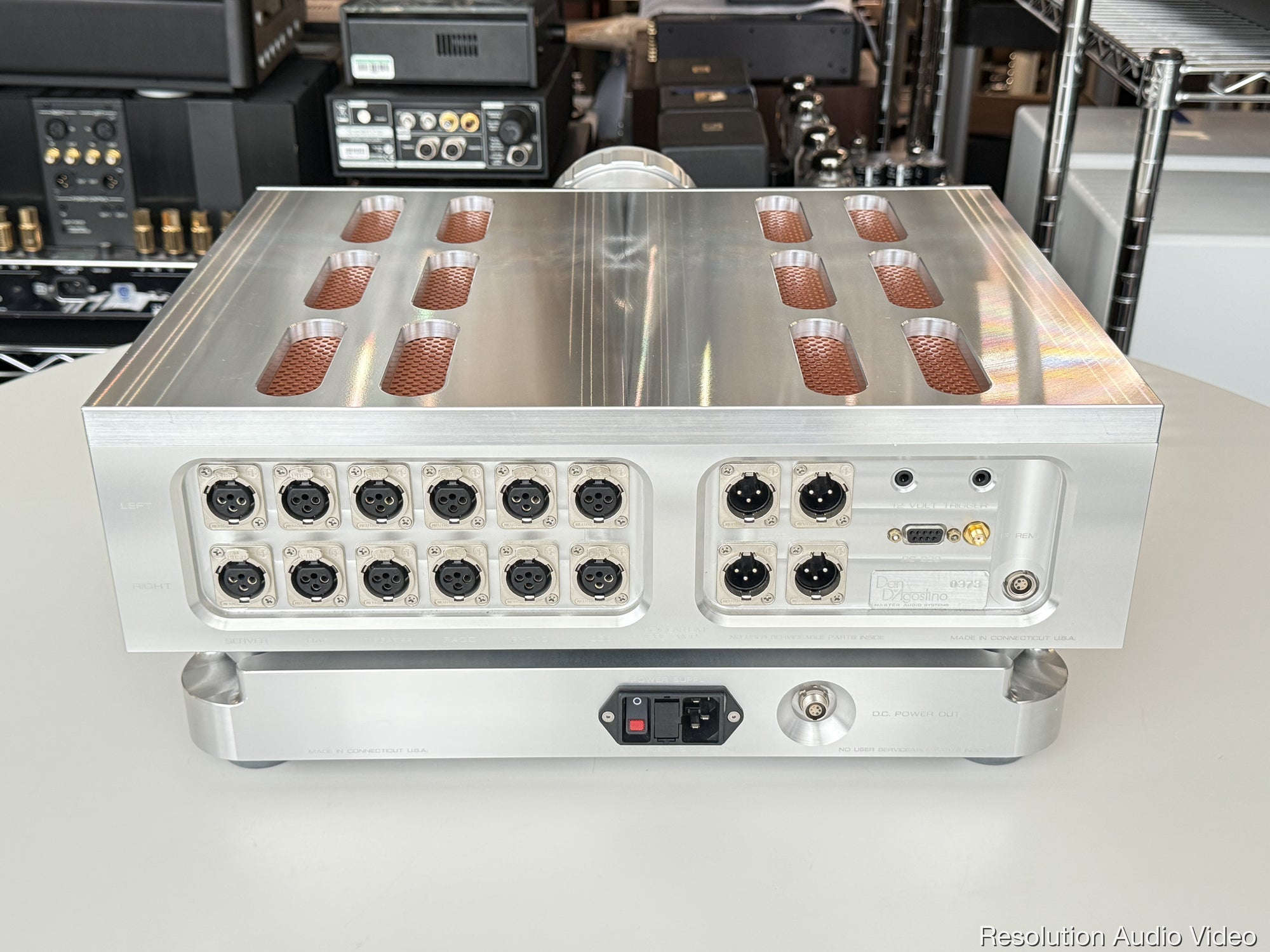 Dan D'Agostino Momentum HD Preamplifier with Original Case & Remote