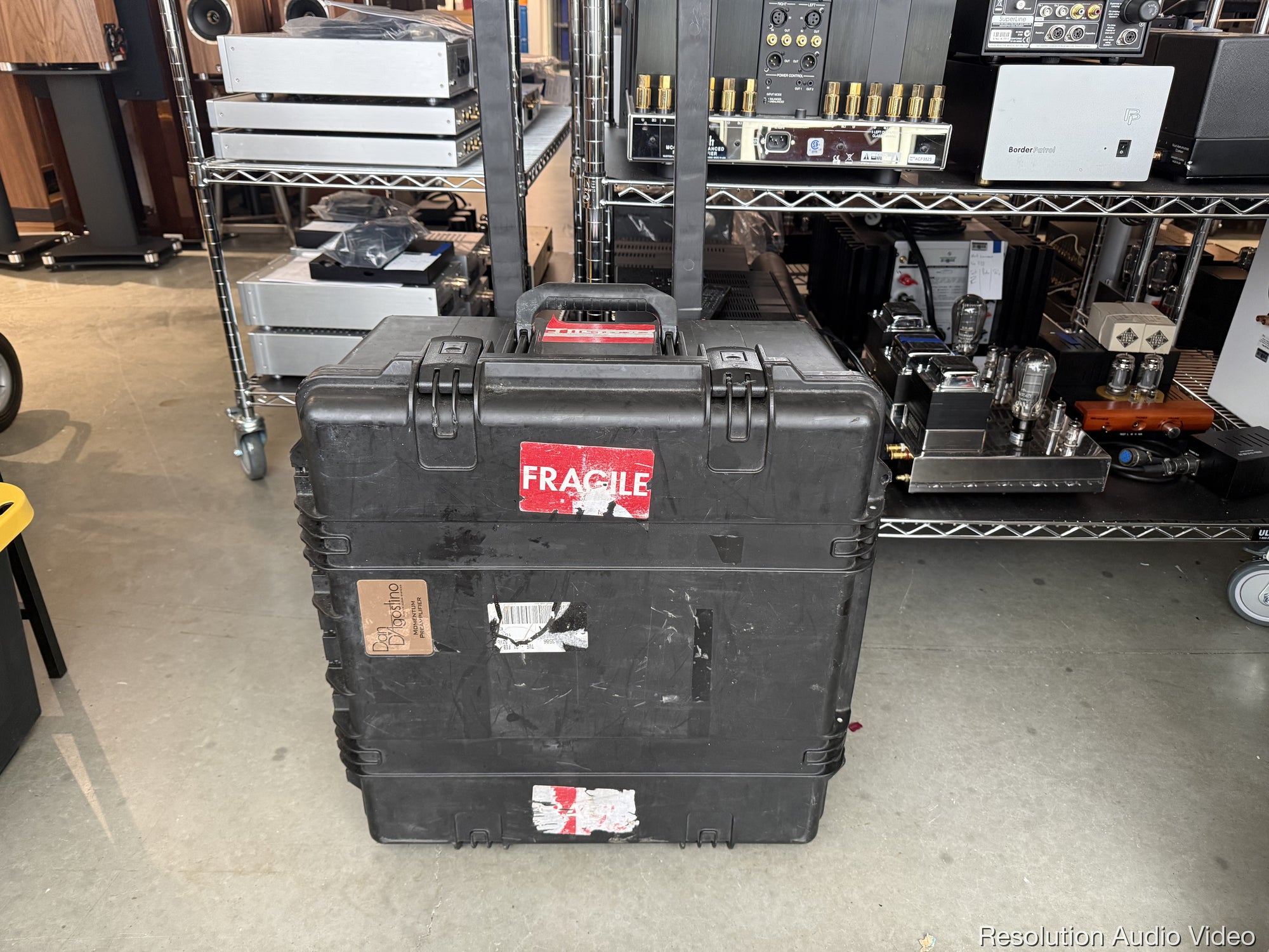 Dan D'Agostino Momentum HD Preamplifier with Original Case & Remote