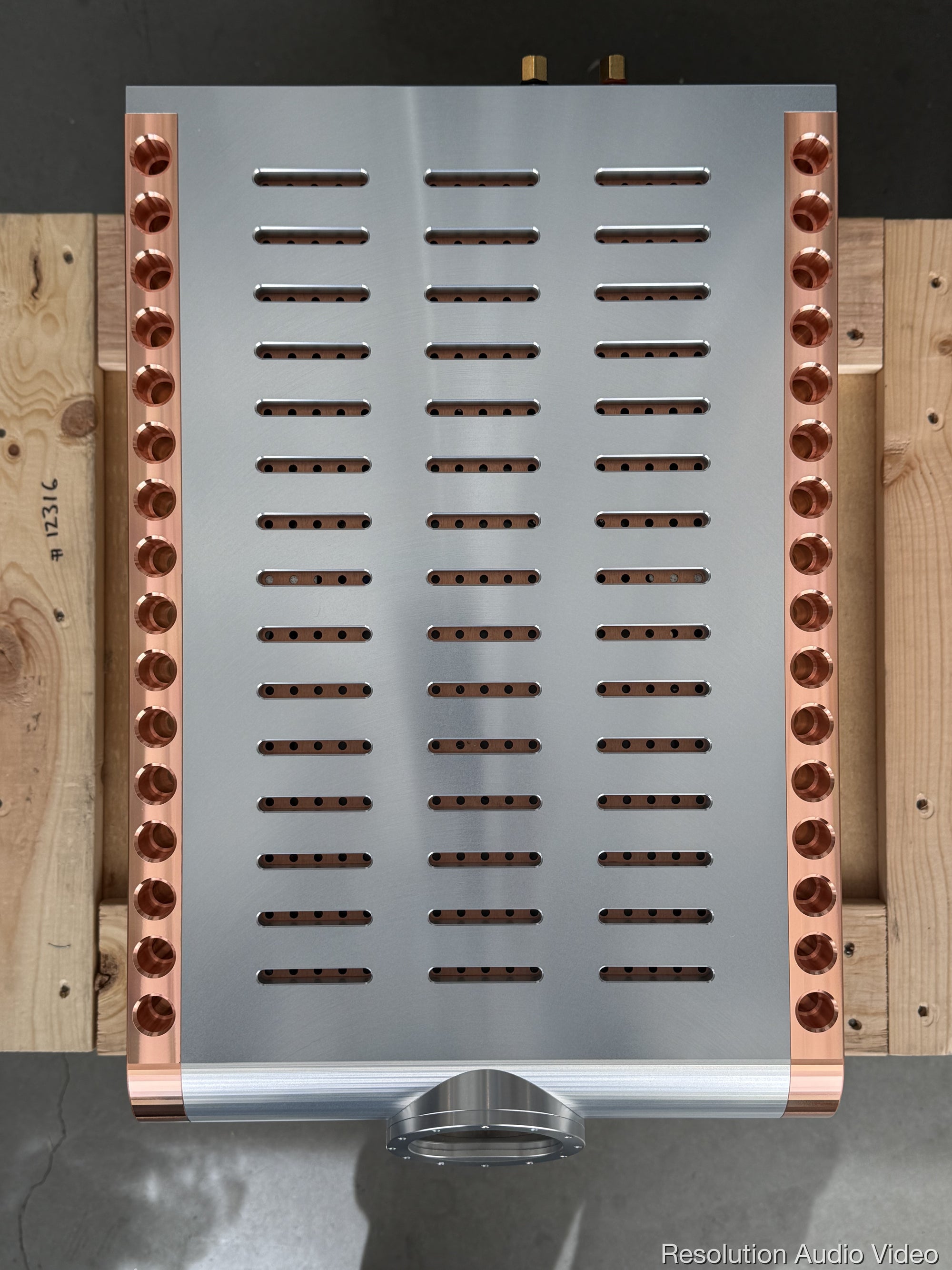 d'agostino momentum mxv monoblock power amplifier pair top