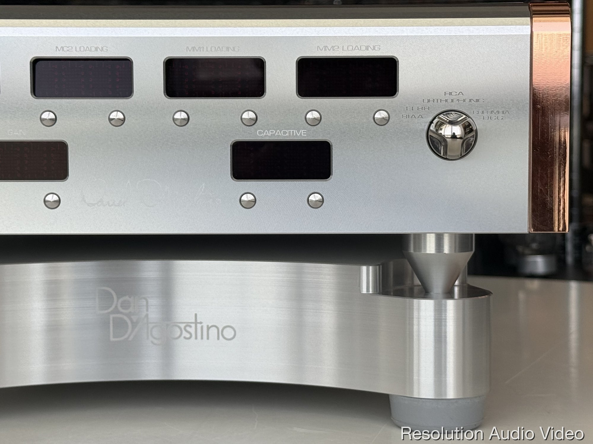 Dan D'Agostino Momentum Phonostage Phono Preamplifier with Original Case