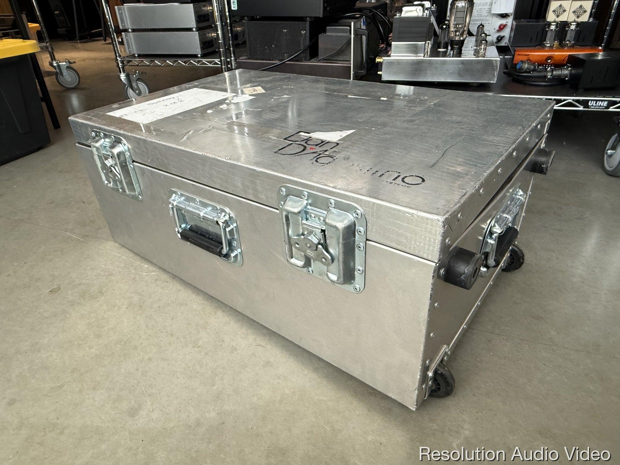 dagostino momentum stereo amplifier power amplifier case