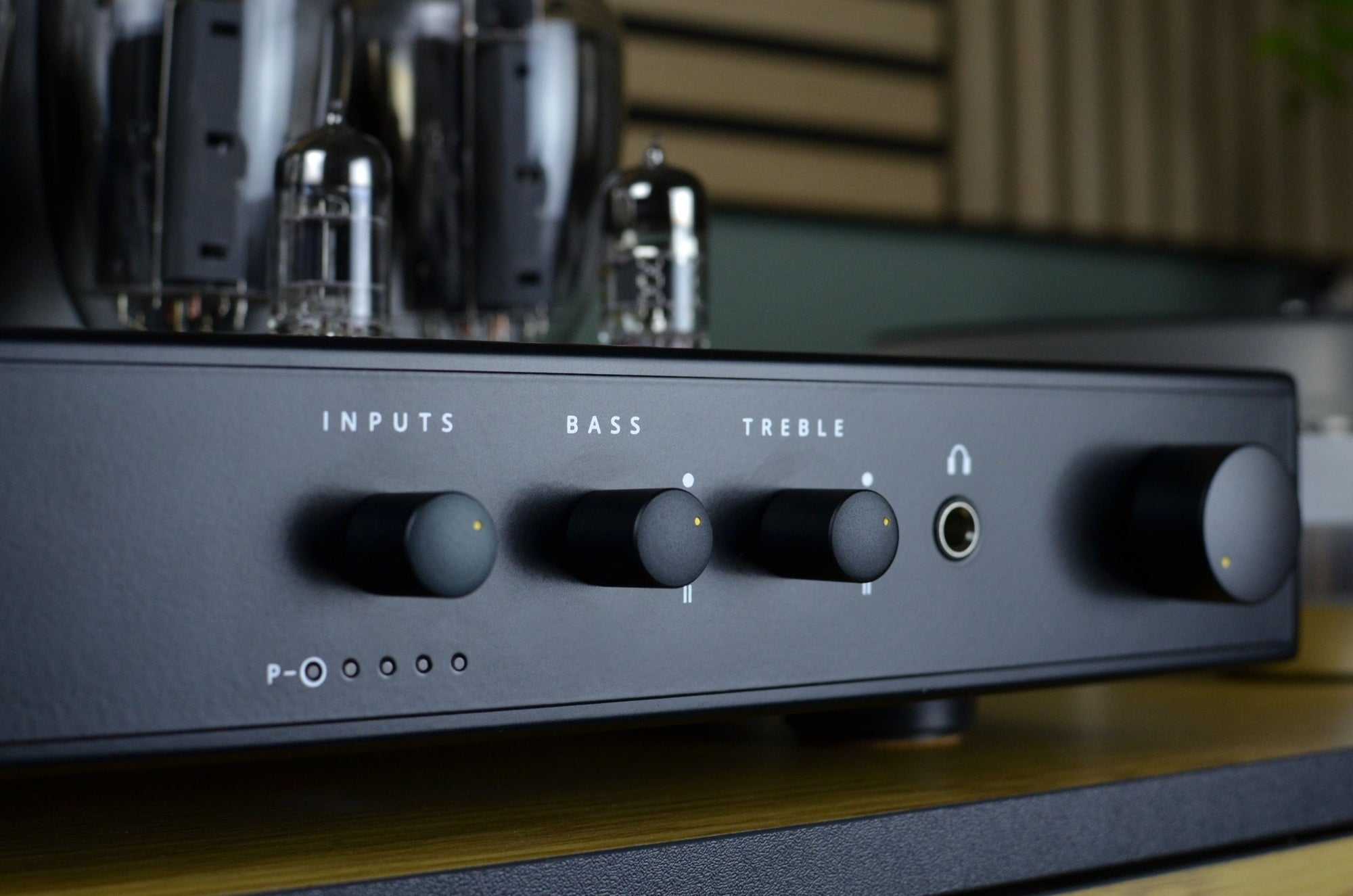 Qualiton X200 Integrated Amplifier