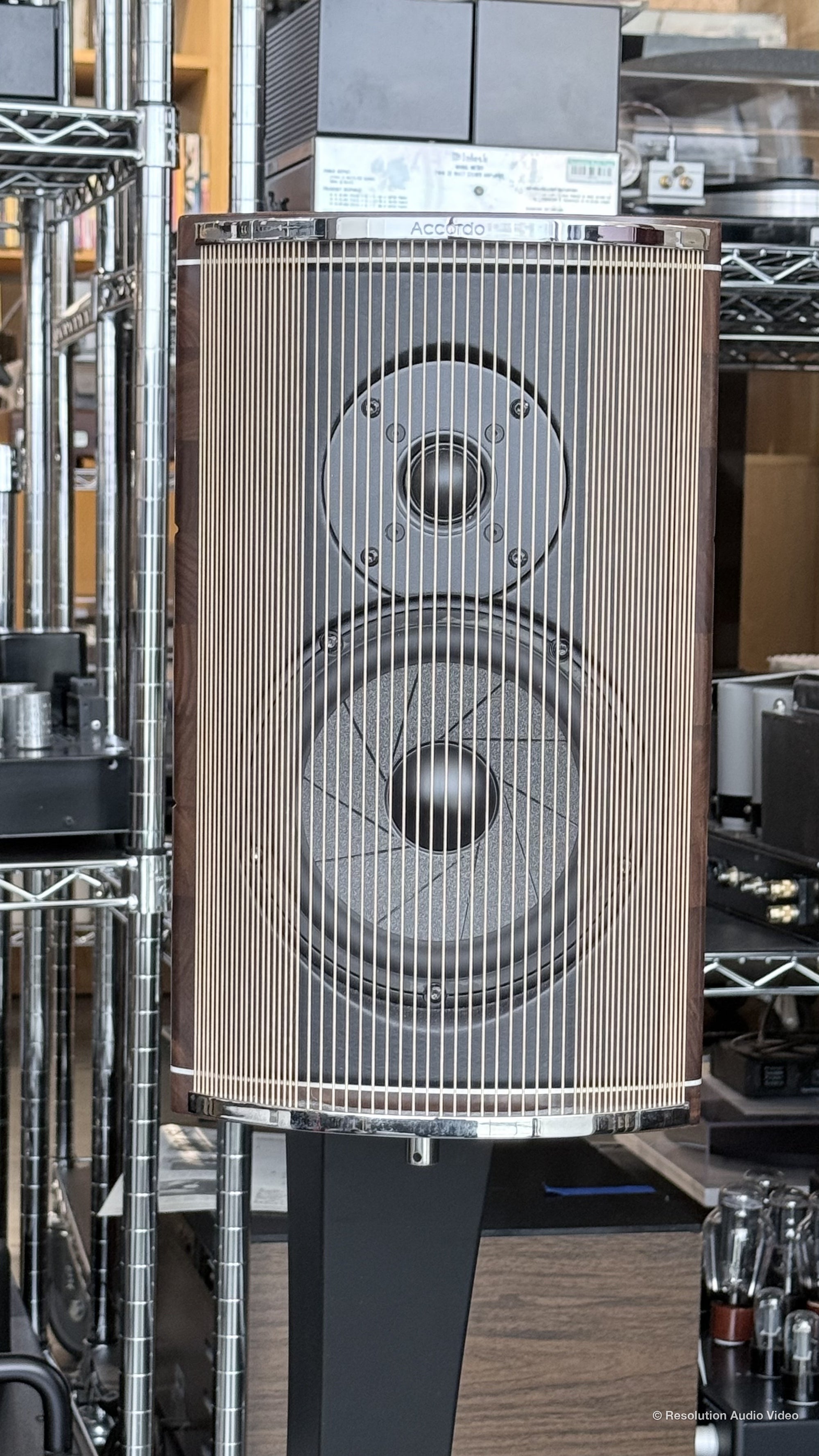 Pre-Owned Franco Serblin Accordo 'Goldberg' Bookshelf Speakers with Stands
