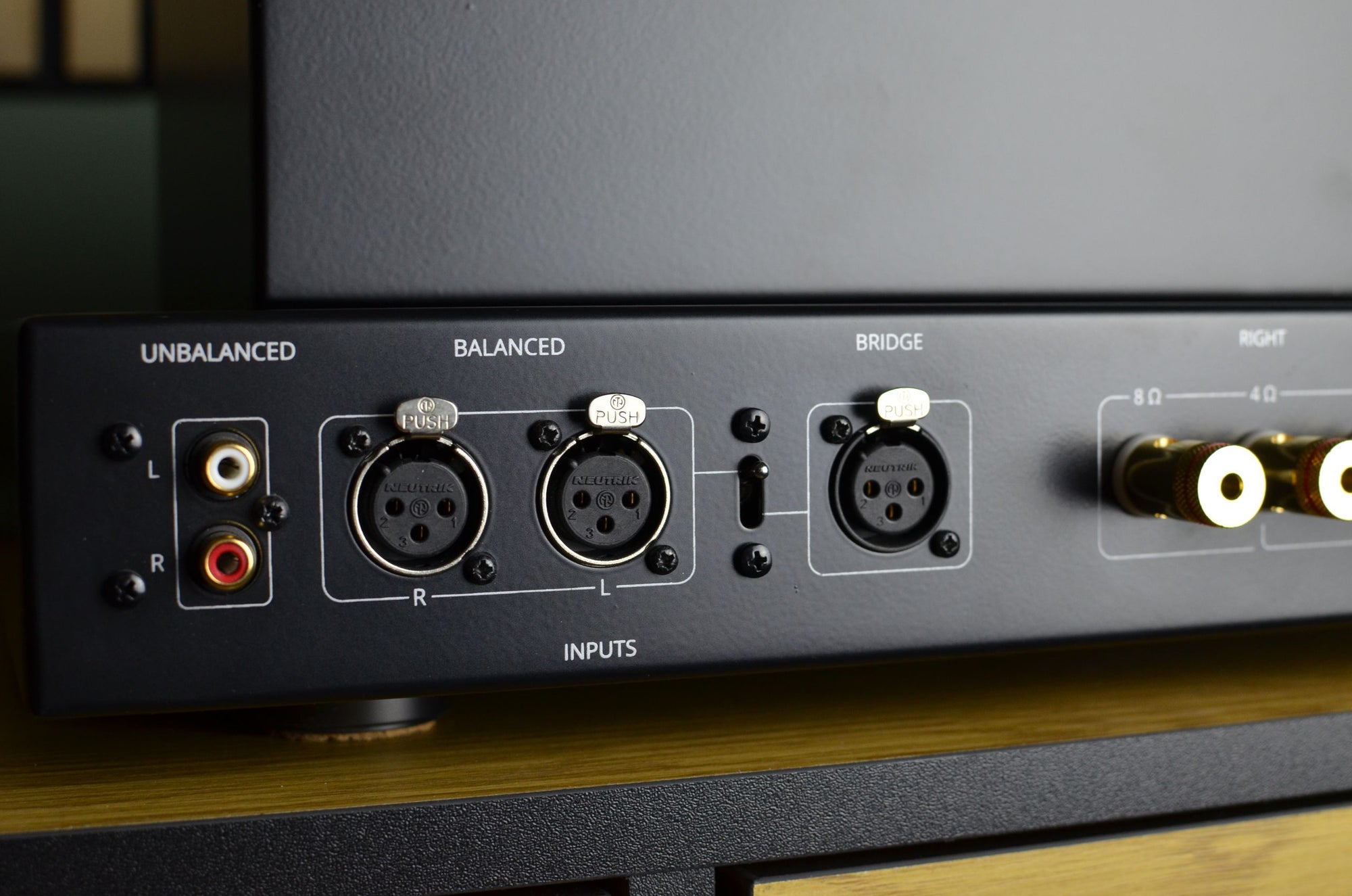 Qualiton P200 Power Amplifier