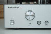luxman c900u stereo preamplifier front left