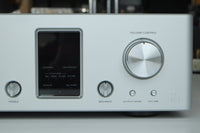 luxman c900u stereo preamplifier front right