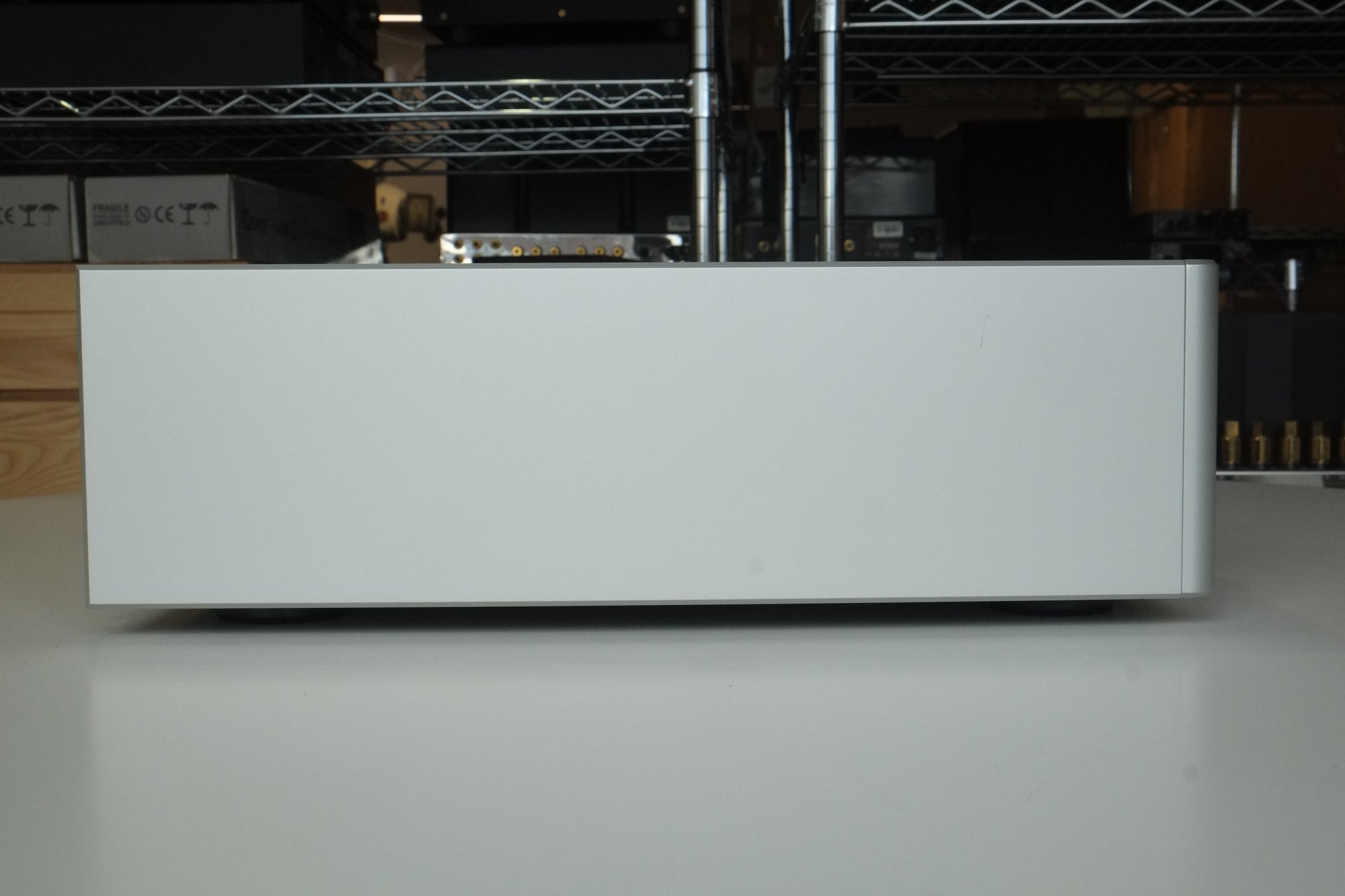 luxman c900u stereo preamplifier left side