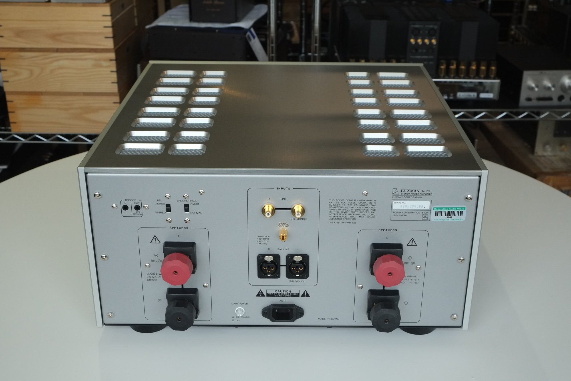 luxman m10x rear angle