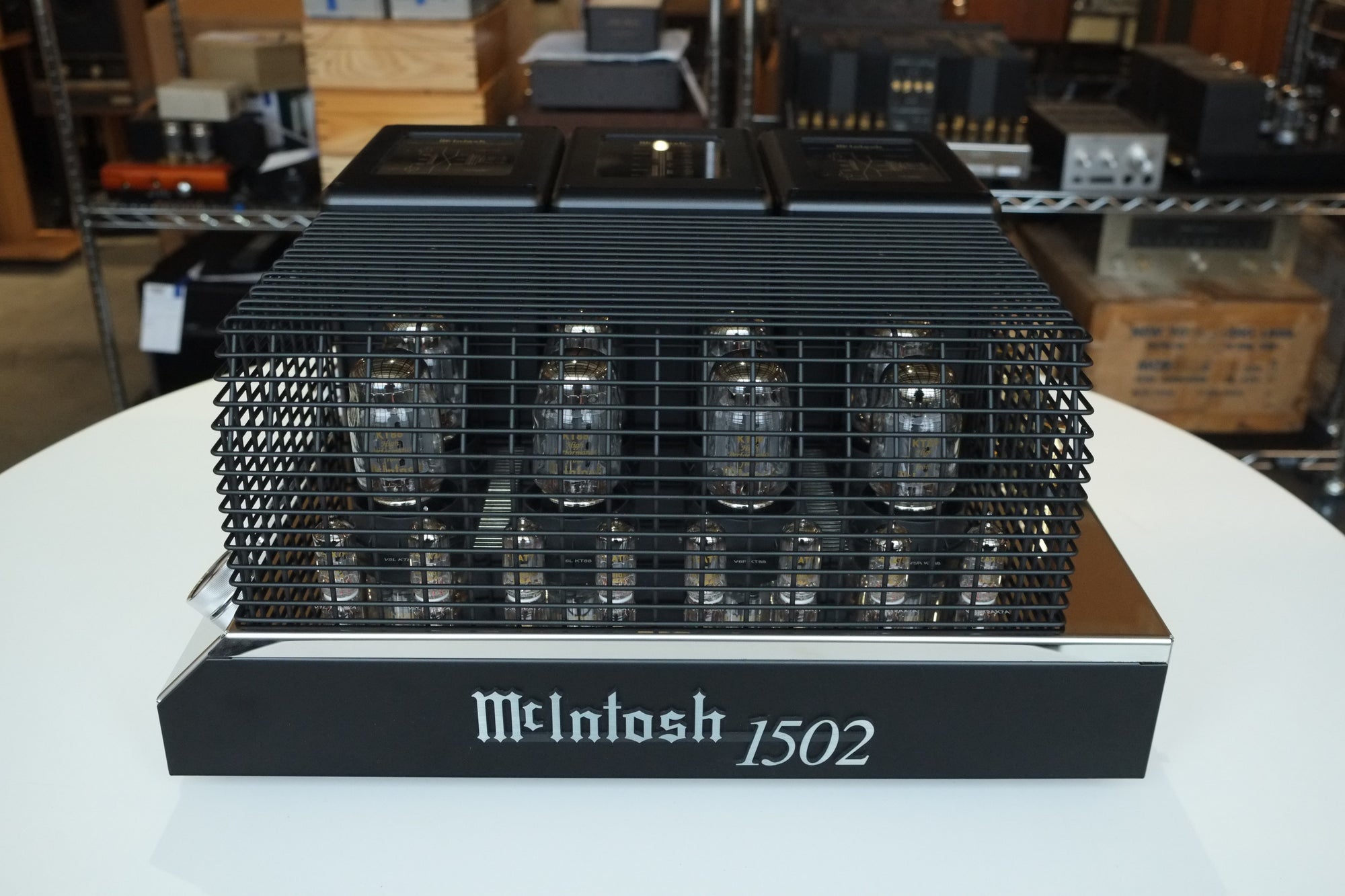 mcintosh mc1502 tube power amplifier top right angle