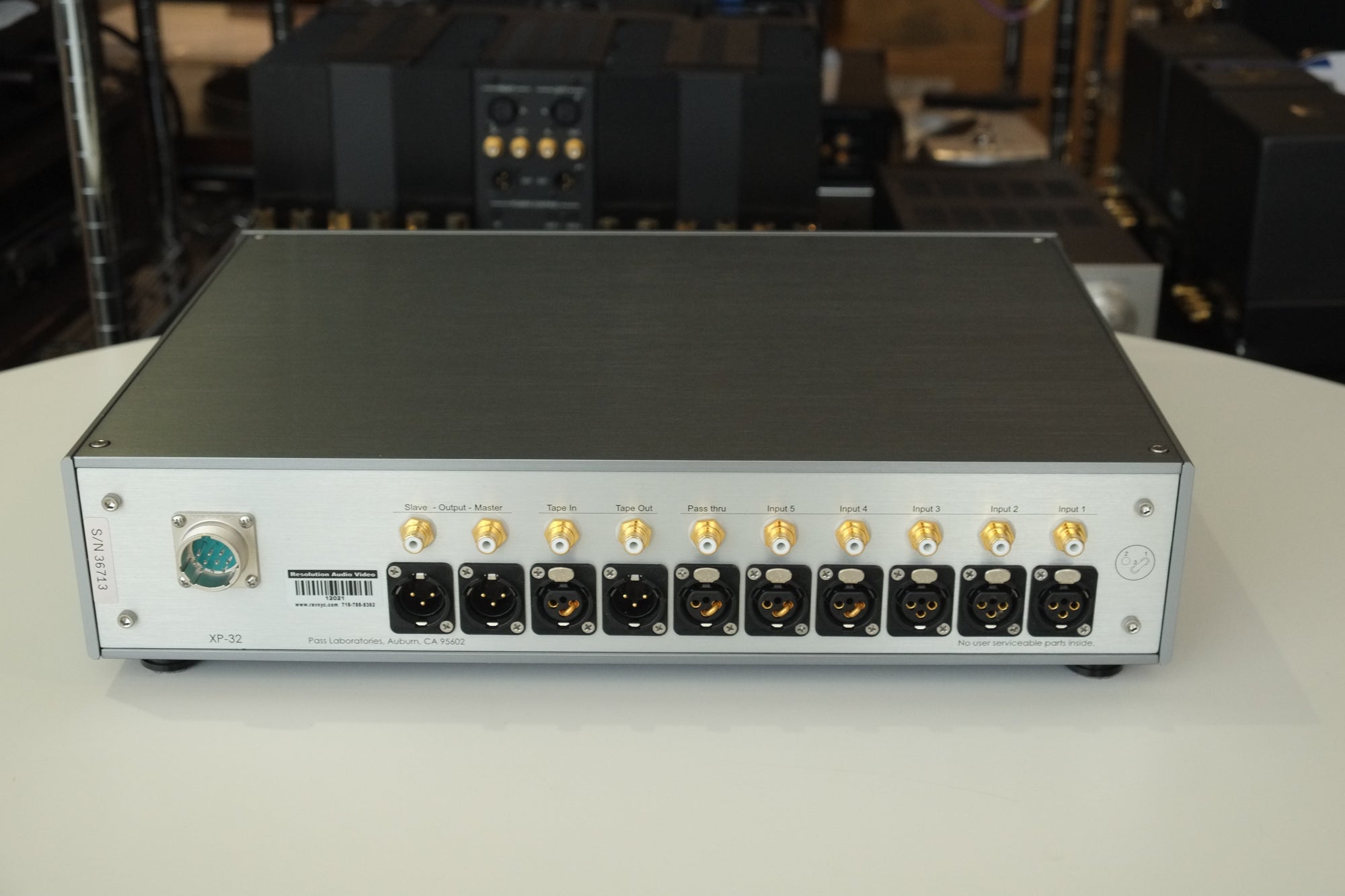 pass labs xp 32 preamplifier back 5