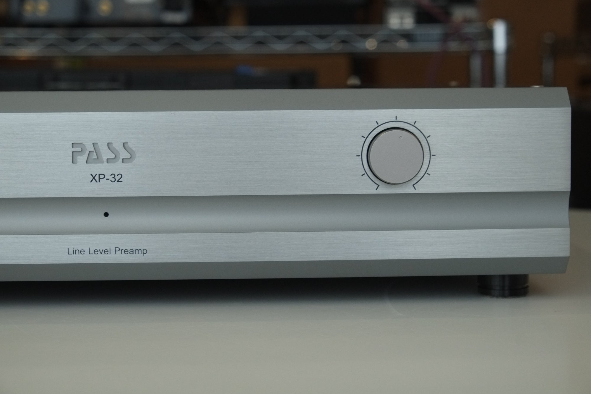 pass labs xp 32 preamplifier front detail 6
