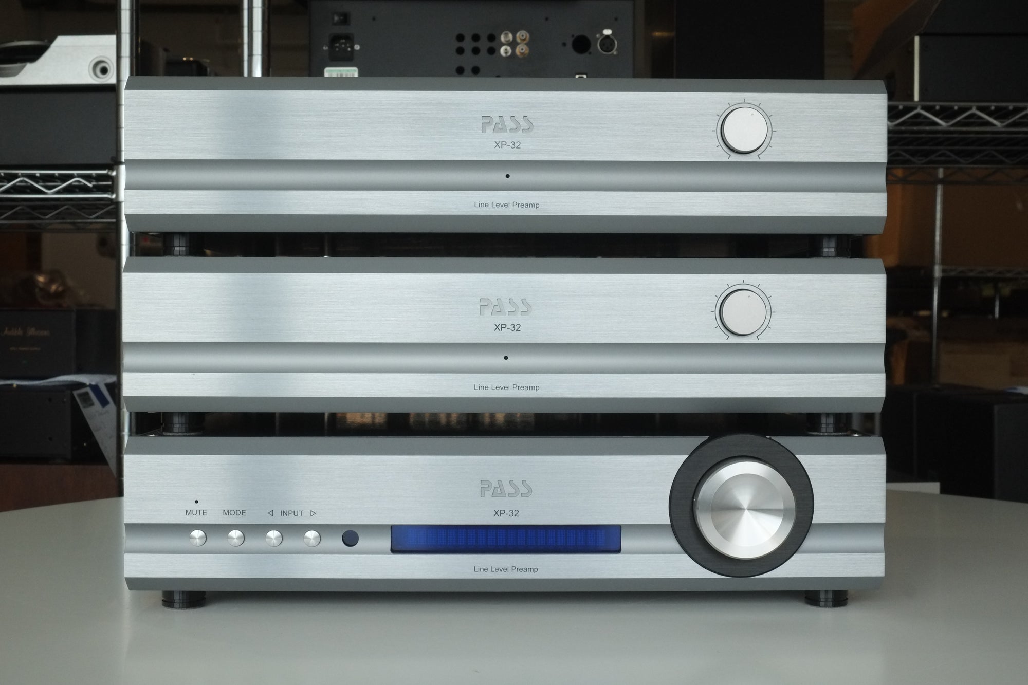 pass labs xp 32 preamplifier front