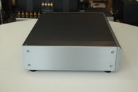 pass labs xp 32 preamplifier left side 4