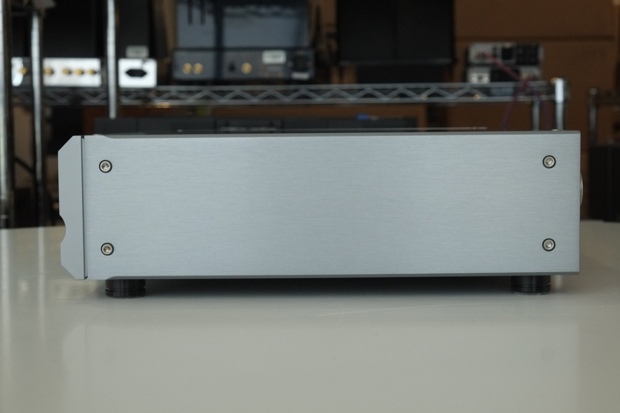 pass labs xp 32 preamplifier right side 6