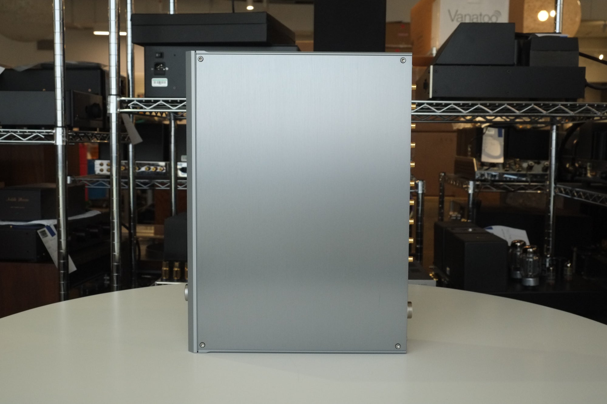 pass labs xp 32 preamplifier top 4