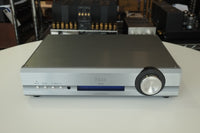 pass labs xp 32 preamplifier top