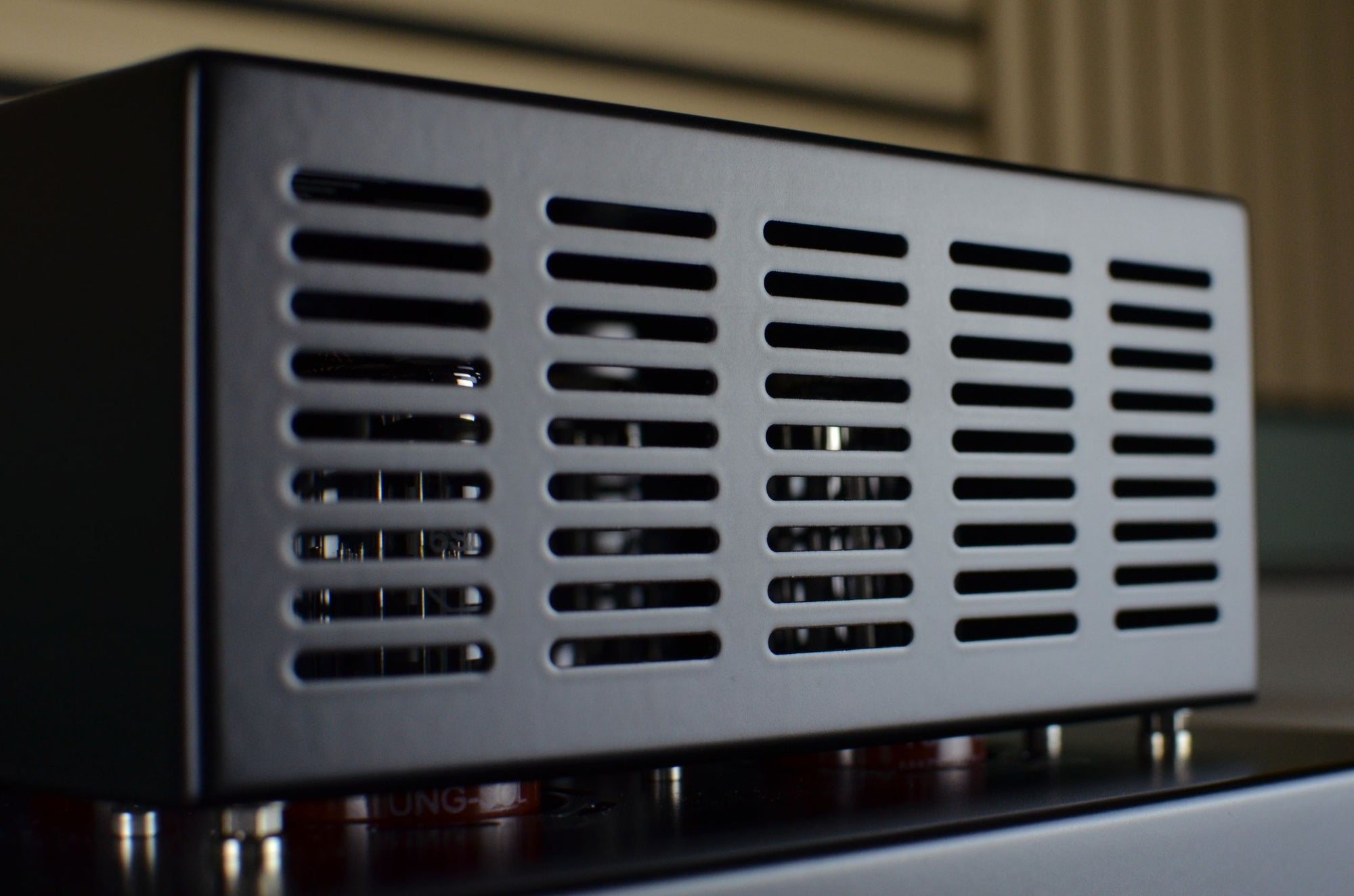 Qualiton Phono Vacuum Tube Preamplifier