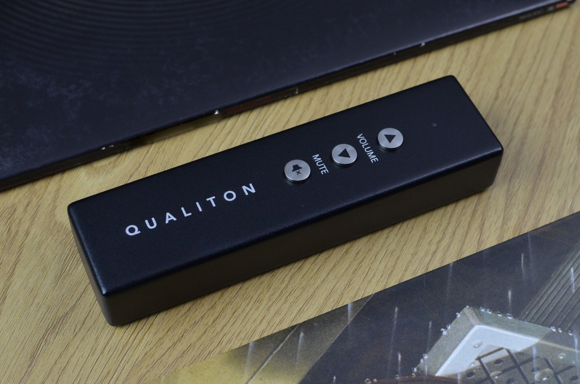 Qualiton X200 Integrated Amplifier
