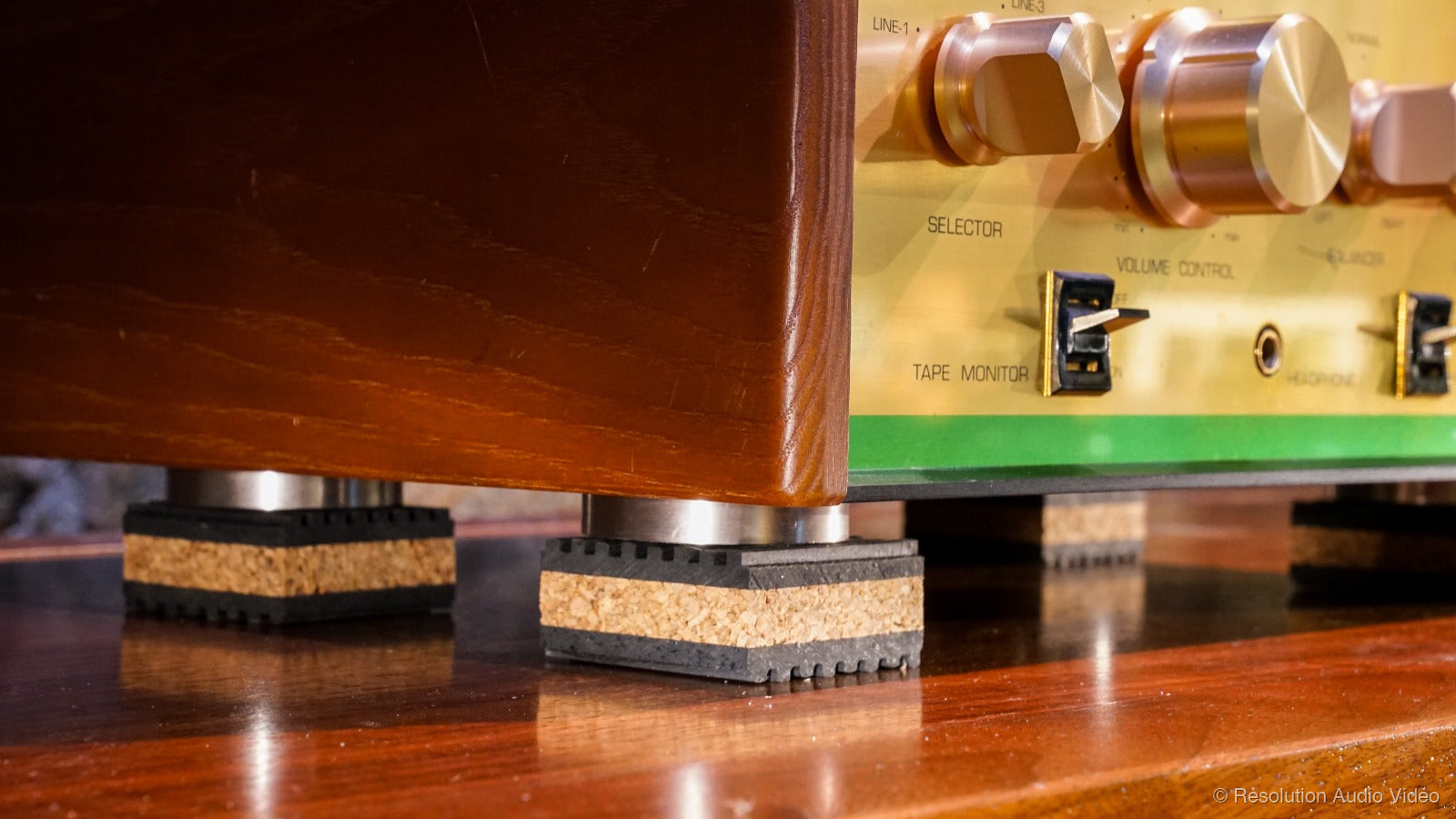 Tuneful Turntable Isolation Pads | Cork & Rubber 4 Pack