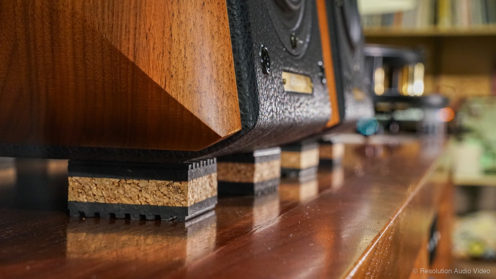 Tuneful Cables Cork Isolation Pads for Speakers - 8 Pack