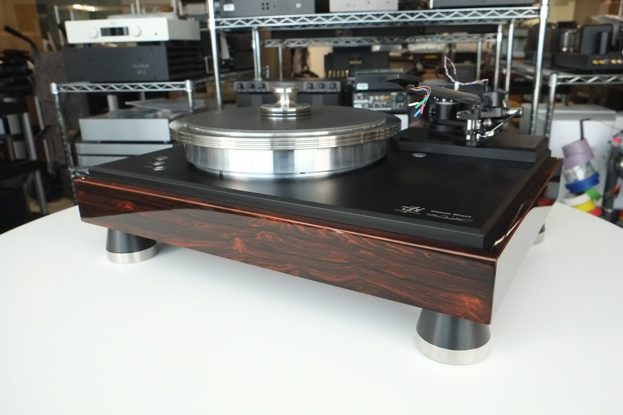 VPI Classic Direct Signature Front Right Angle